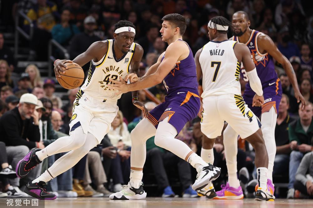 方面给予他 方面给予他