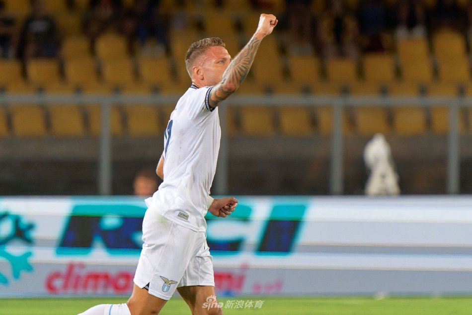 同是拜仁青 同是拜仁青