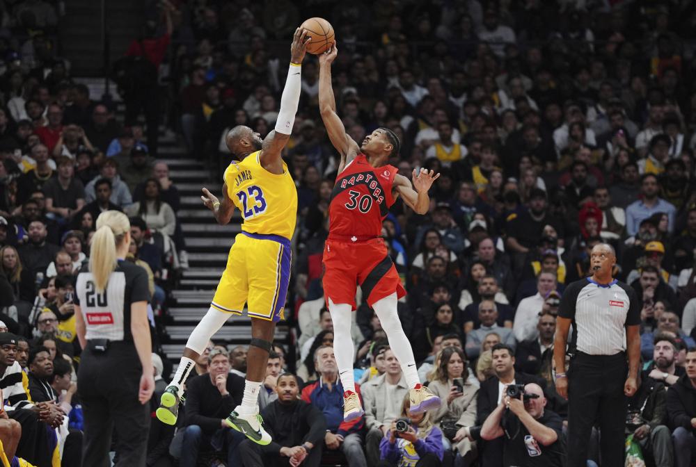 布赖顿以三 布赖顿以三